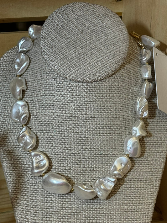 Chunky Pearl Necklace